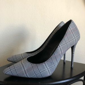Size 10 Plaid Heels